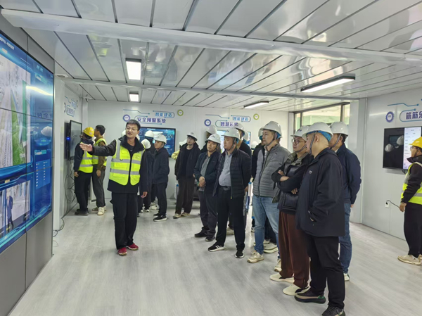 公司組織開展2024年智能建造與新型建筑工業(yè)化協(xié)同發(fā)展暨文明智慧工地現(xiàn)場(chǎng)觀摩活動(dòng)