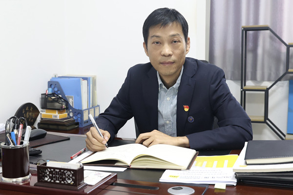 1740628453835752.jpg 曹國(guó)勝_副本.jpg